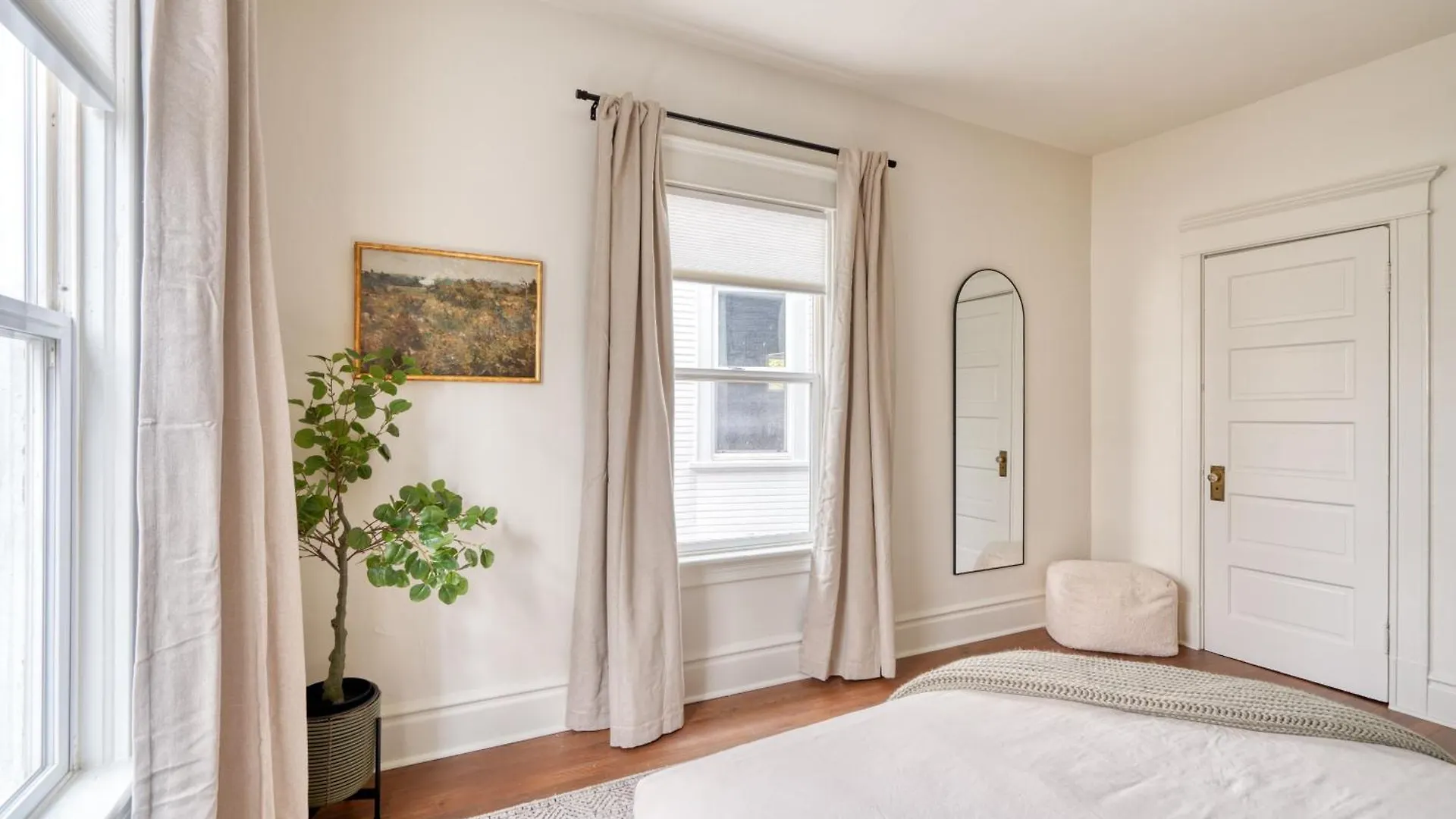 Apartment Stay Portland - Renewed Classic Craftsman In Se - 95 Walkscore
